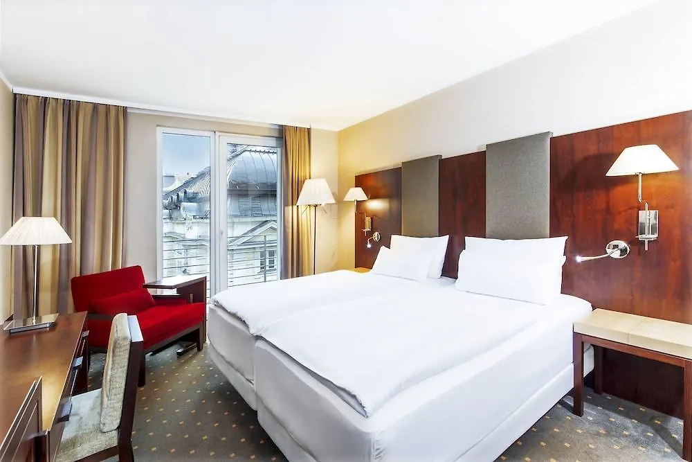 Nh Budapest City 4*,