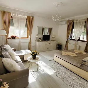 Patak Apartament Eger