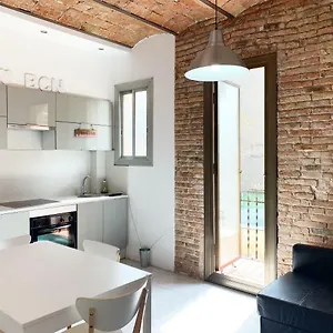 Apartment Charm Miro 