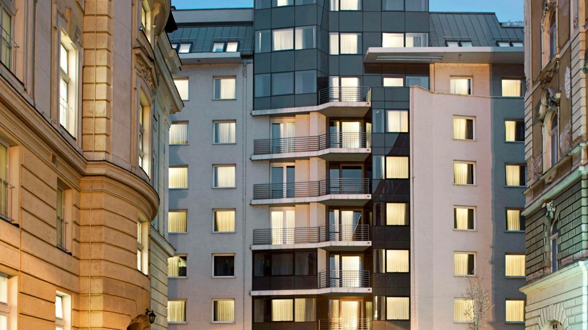 Hotel Nh Budapest City