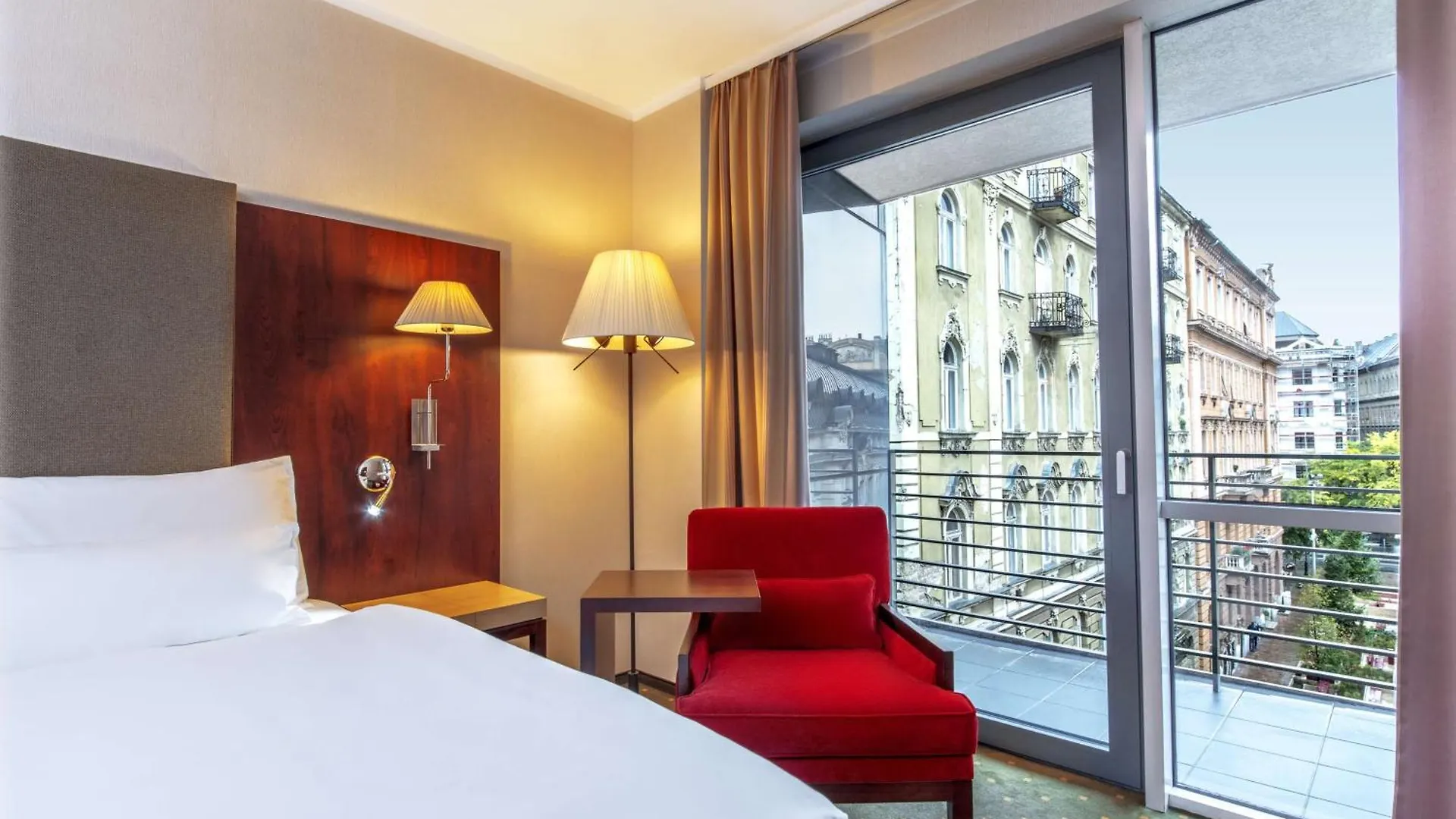 Hotel Nh Budapest City